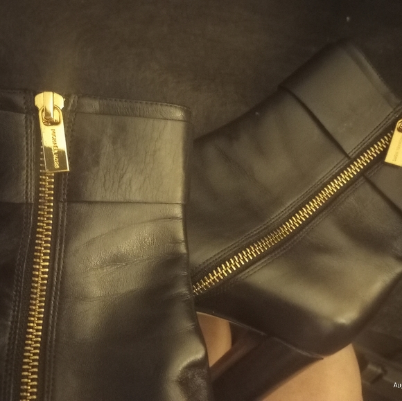 Micheal kors hi heel booties size 6 - Picture 7 of 12